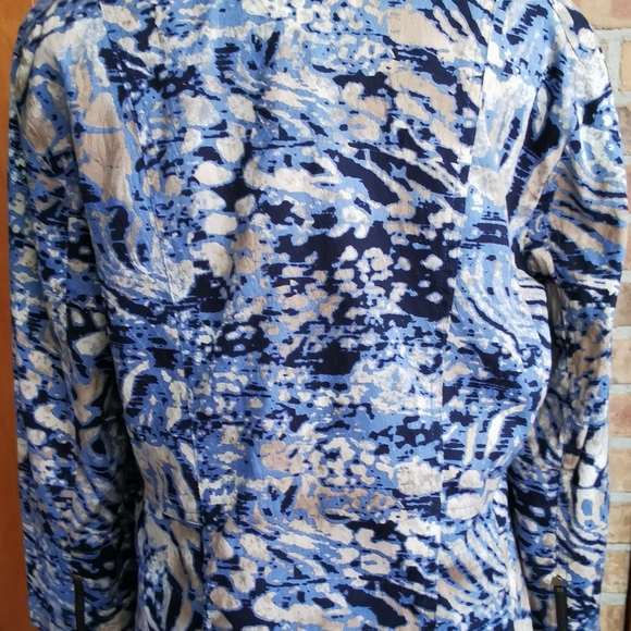 KERRY BROOKE LG ZIPPERED JACKET - Picture 3 of 7